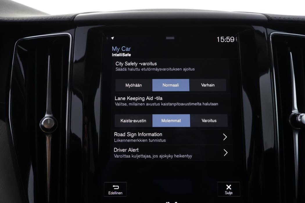 VOLVO XC60 2021