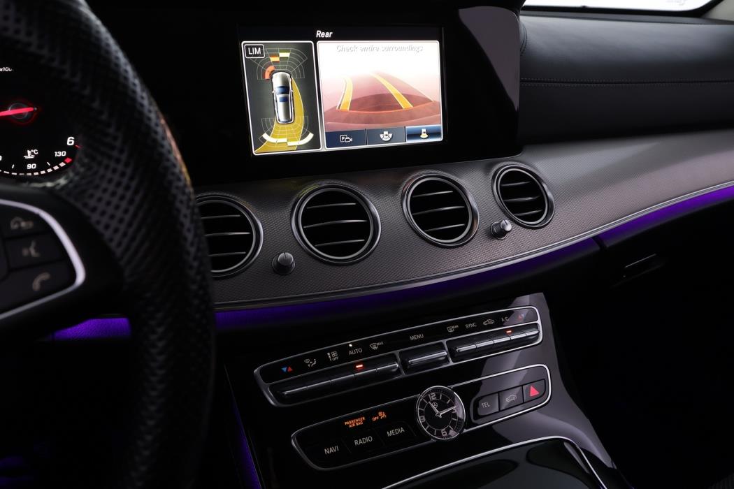 MERCEDES-BENZ E 2017