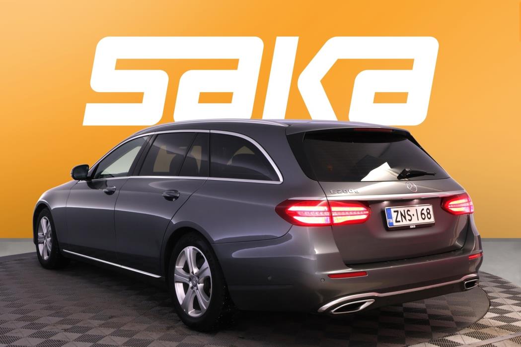 MERCEDES-BENZ E 2017