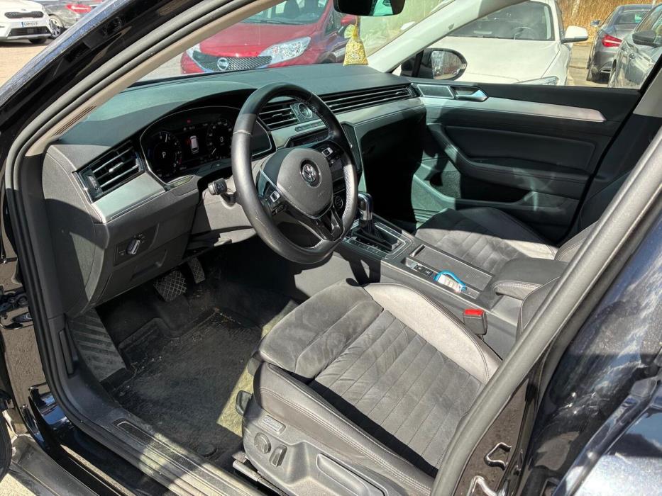VOLKSWAGEN Passat 2018