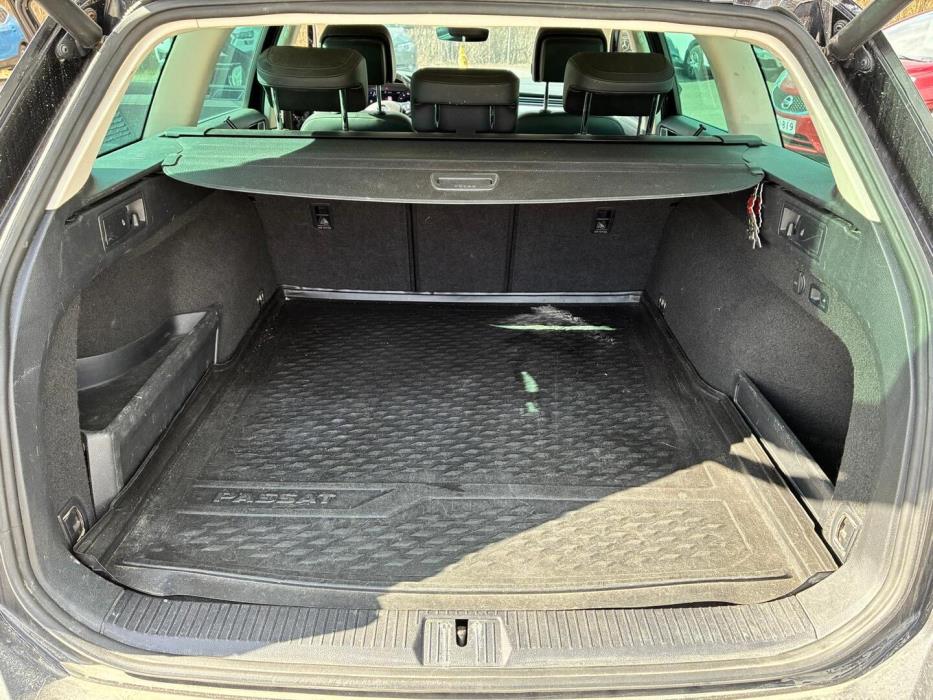VOLKSWAGEN Passat 2018