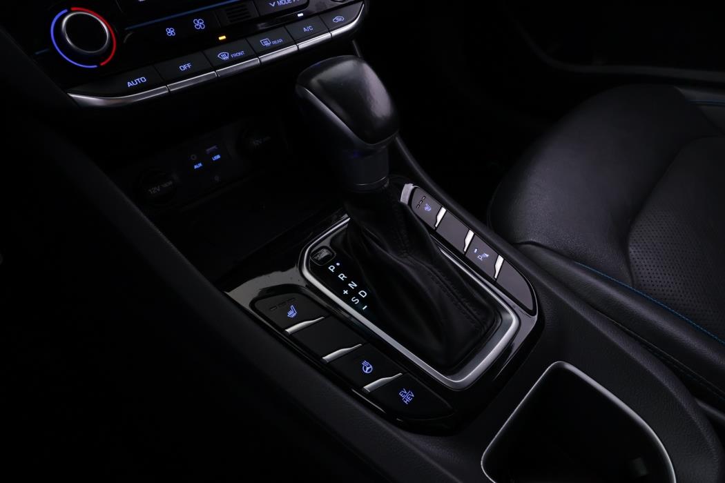 HYUNDAI IONIQ PLUG-IN 2019
