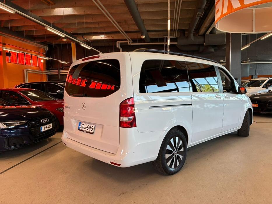 MERCEDES-BENZ EQV 2021