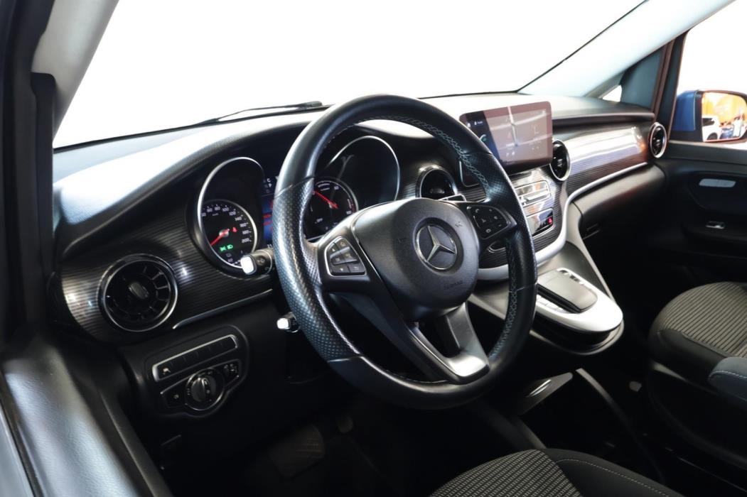 MERCEDES-BENZ EQV 2021