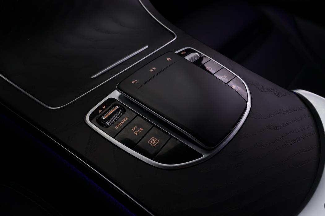 MERCEDES-BENZ GLC 2021