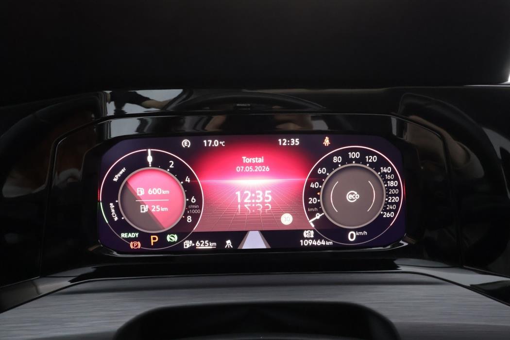 VOLKSWAGEN Golf 2021