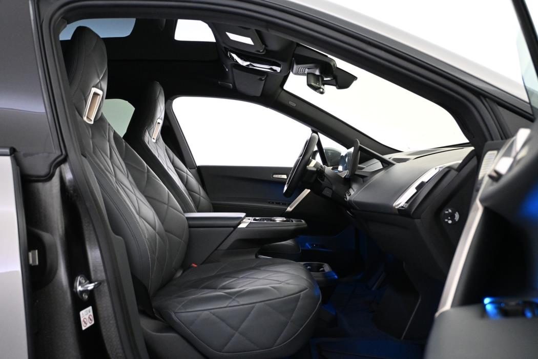BMW IX M60 2023
