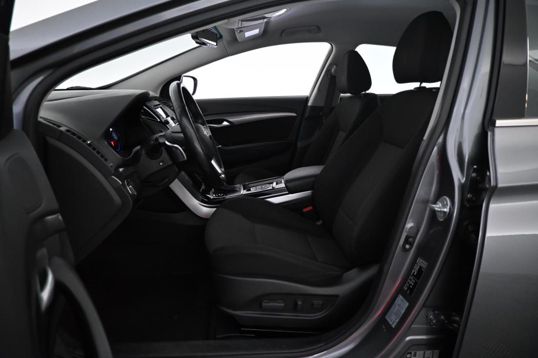 HYUNDAI i40 2012