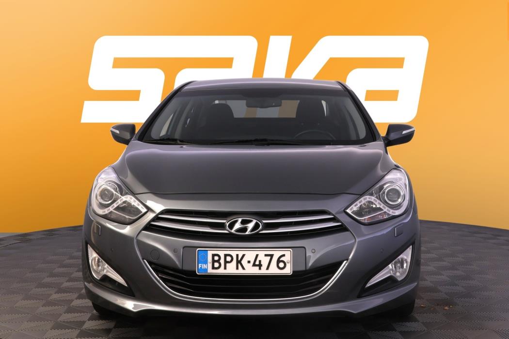 HYUNDAI i40 2012