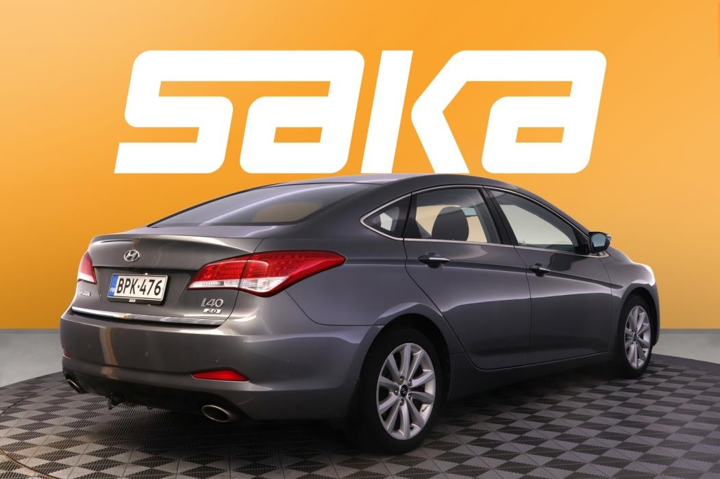 HYUNDAI i40 2012