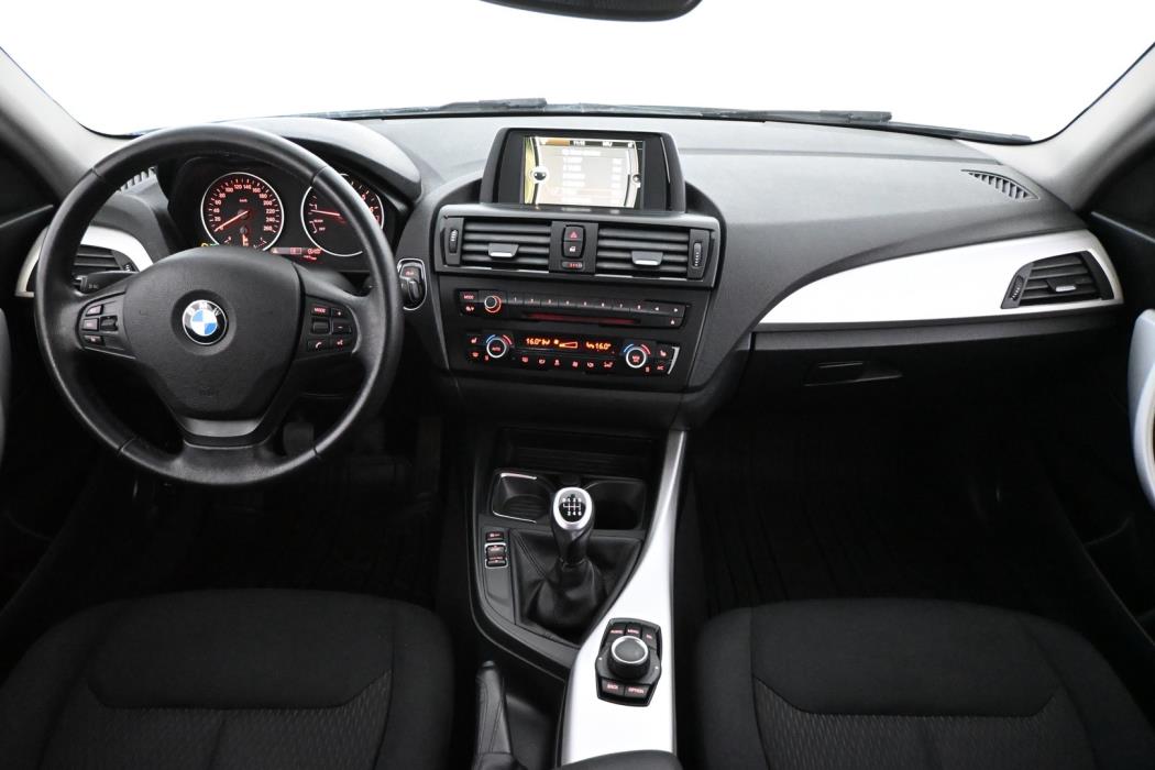 BMW 114 2012
