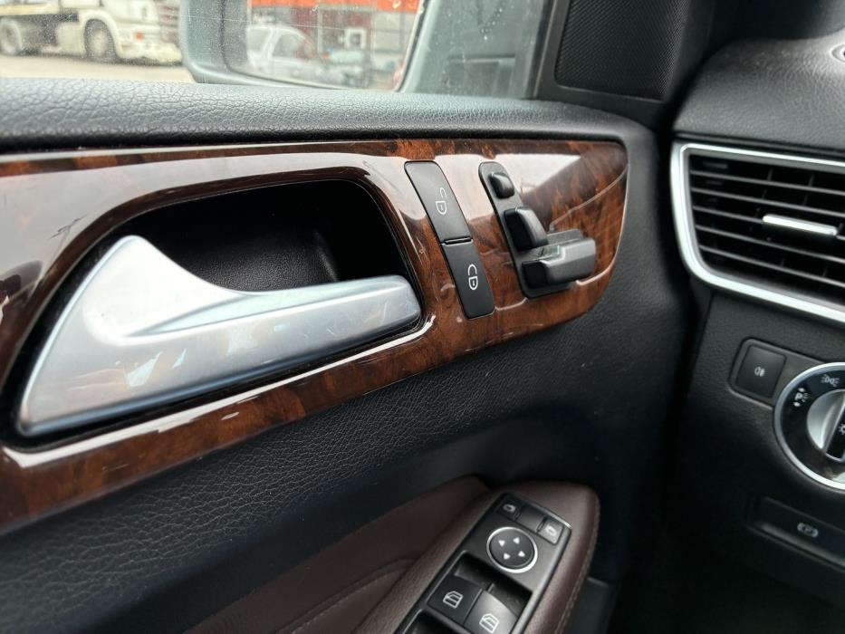 MERCEDES-BENZ ML 2013