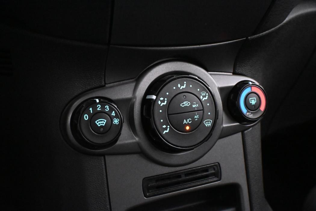 FORD Fiesta Van 2014