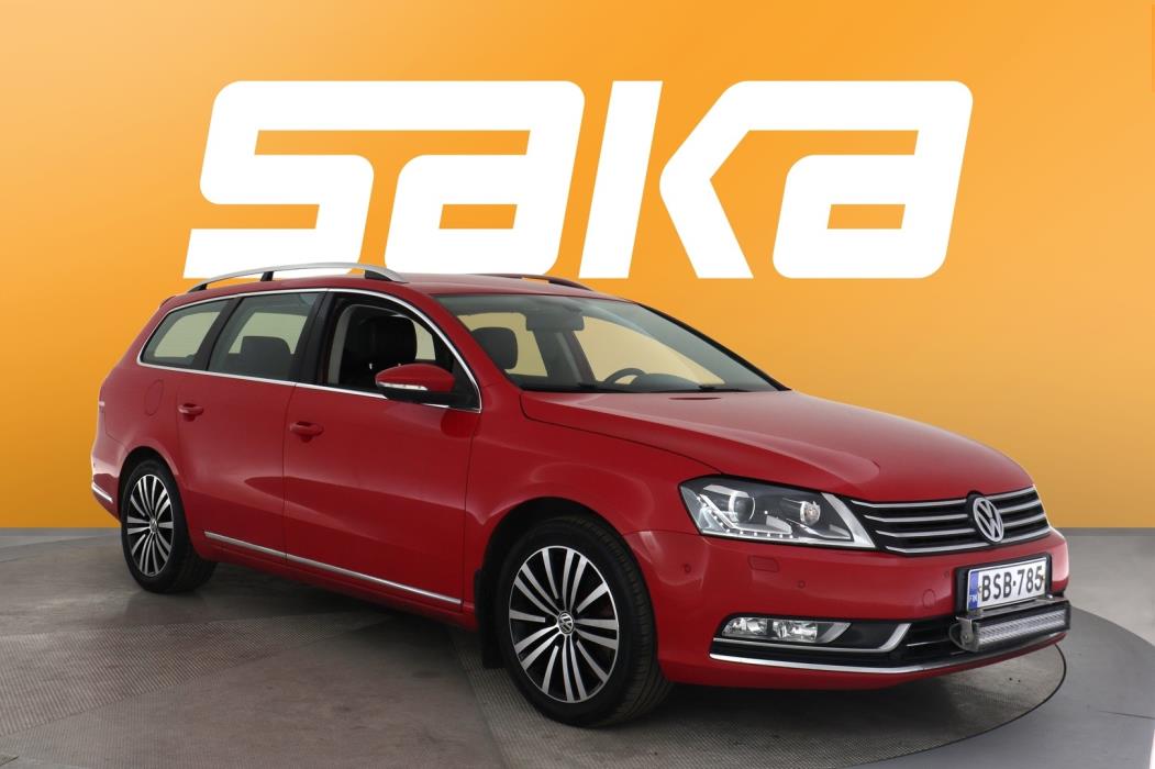 VOLKSWAGEN Passat 2012