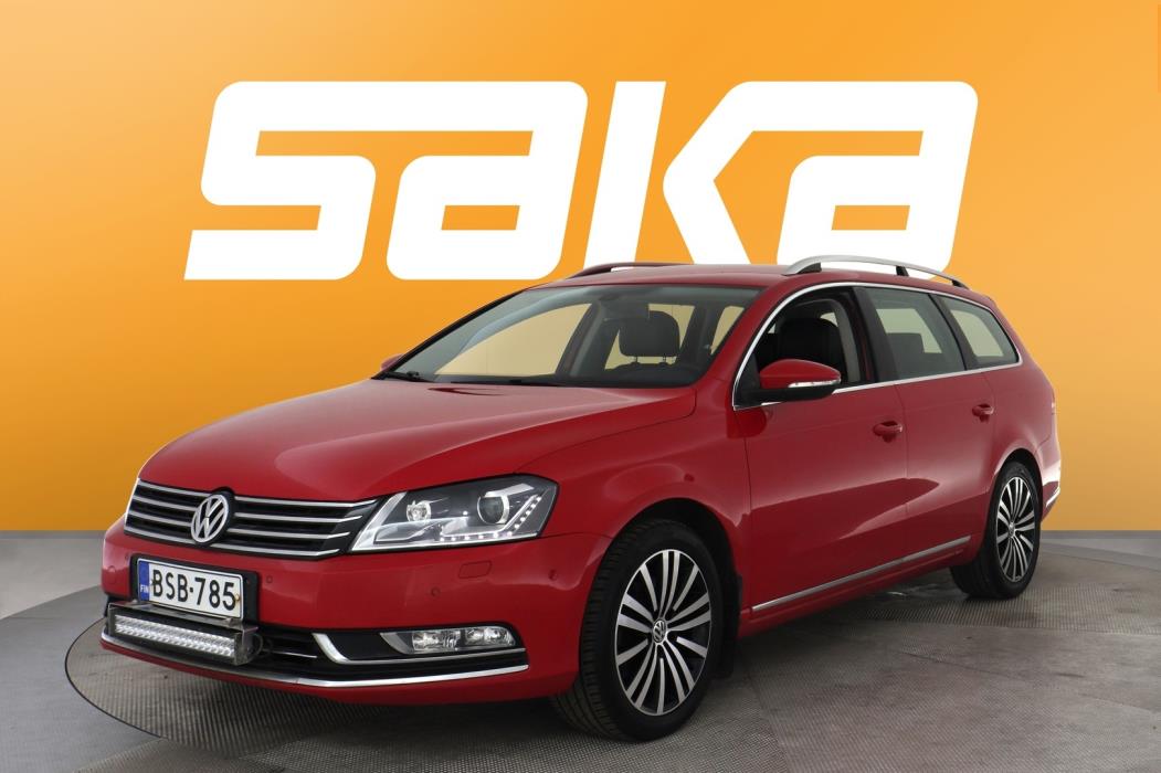 VOLKSWAGEN Passat 2012
