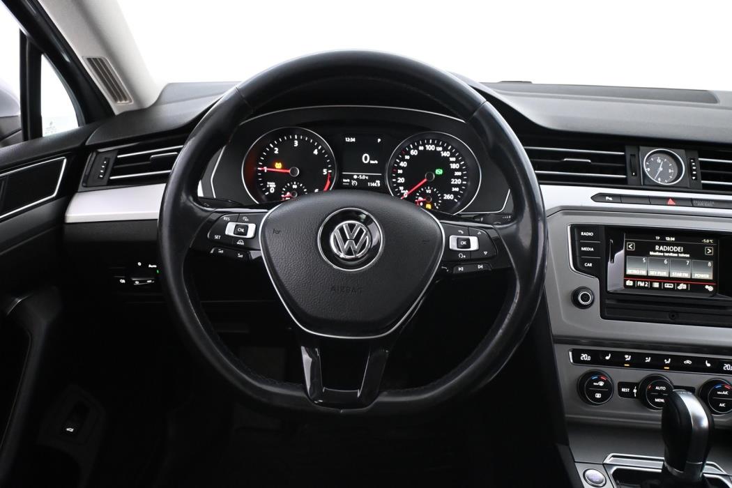 VOLKSWAGEN Passat 2015