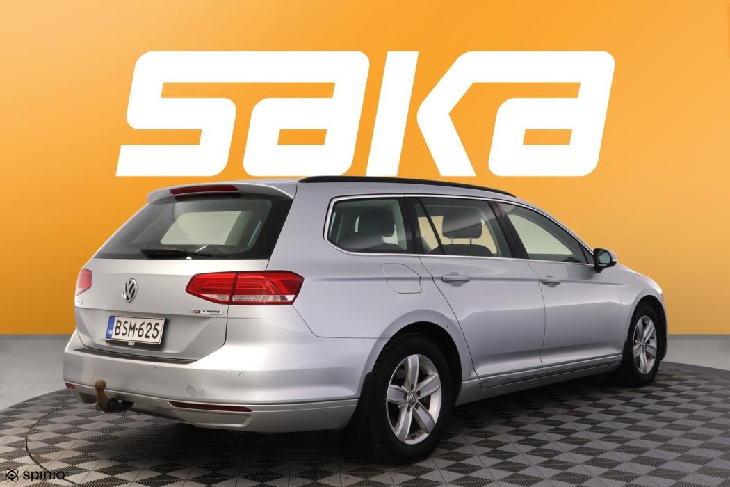 VOLKSWAGEN Passat 2015