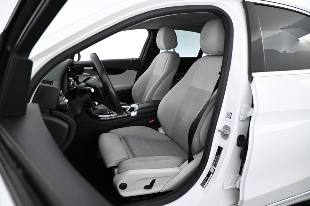 MERCEDES-BENZ C 2015