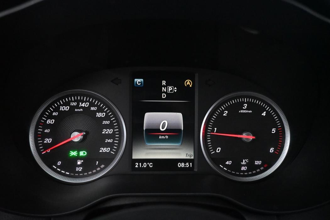 MERCEDES-BENZ C 2015