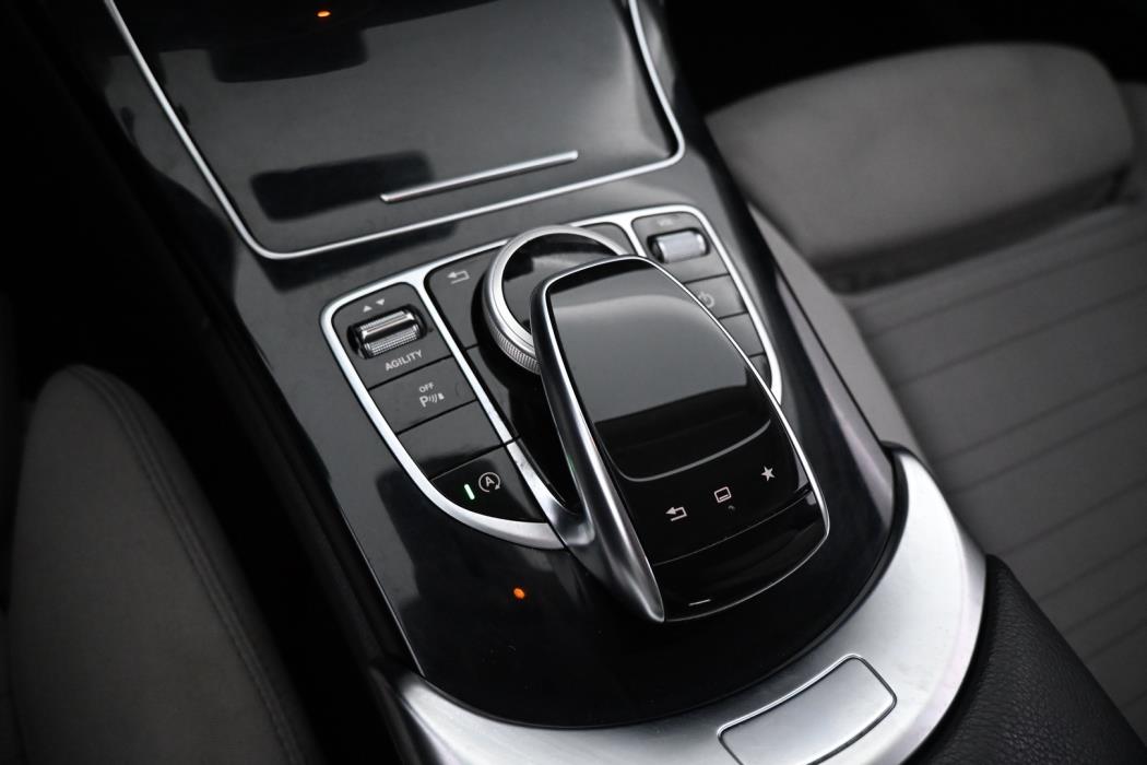 MERCEDES-BENZ C 2015