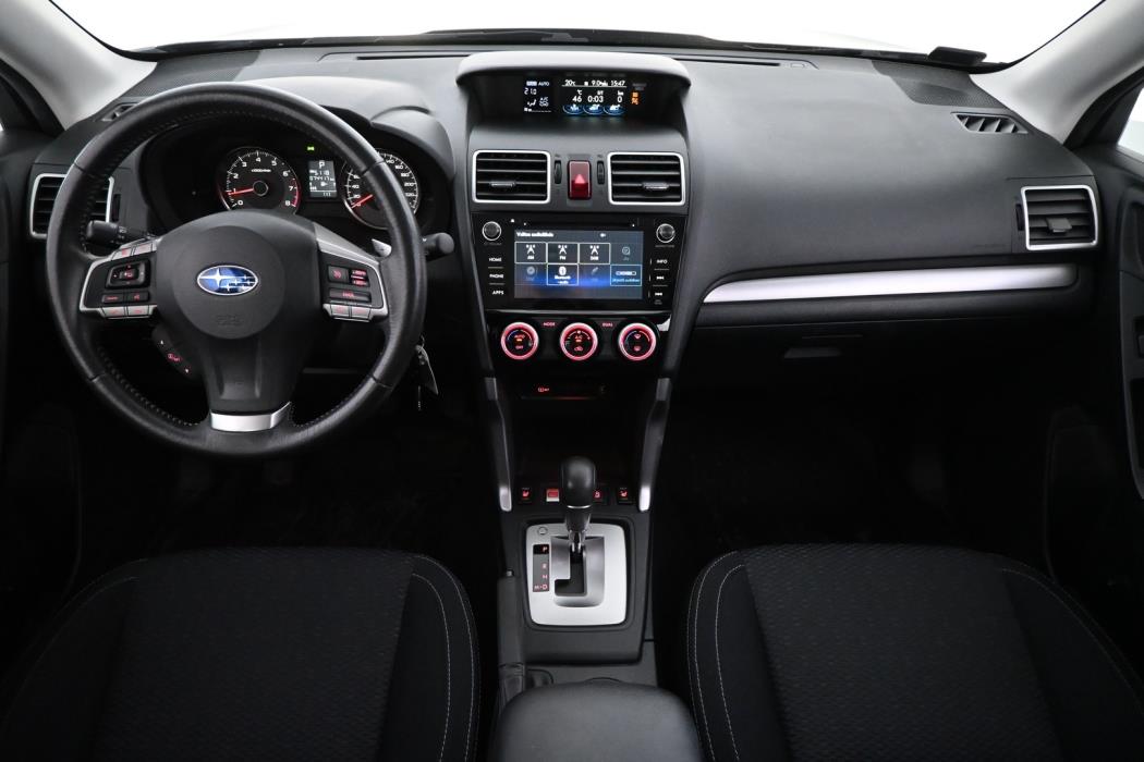 SUBARU Forester 2015