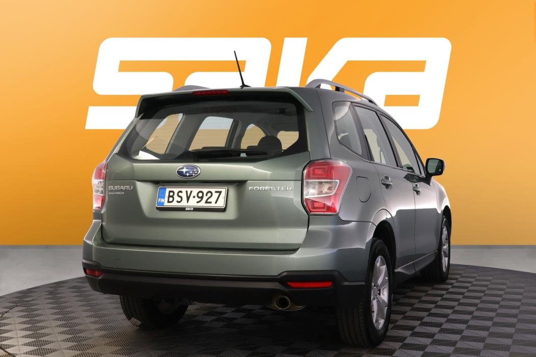 SUBARU Forester 2015