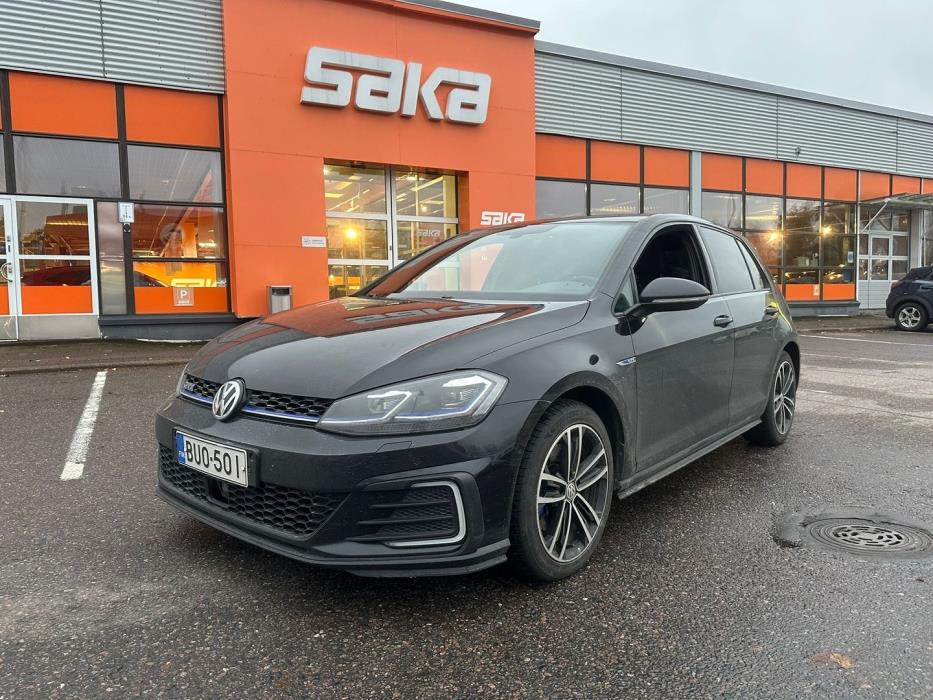 VOLKSWAGEN Golf 2017