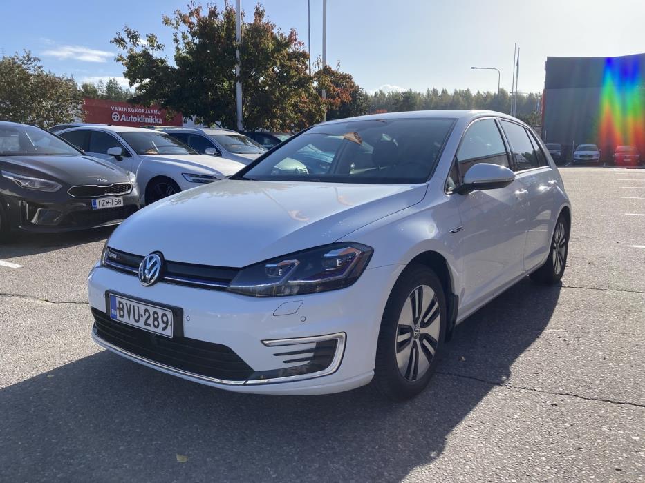 VOLKSWAGEN Golf 2019