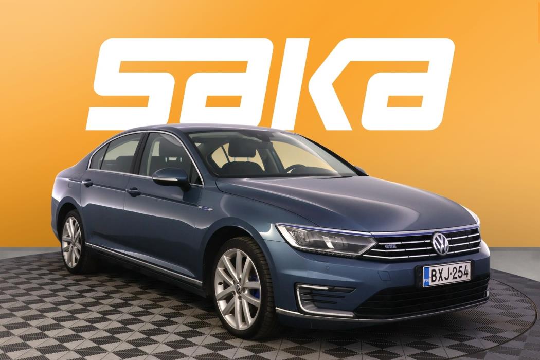 VOLKSWAGEN Passat 2016