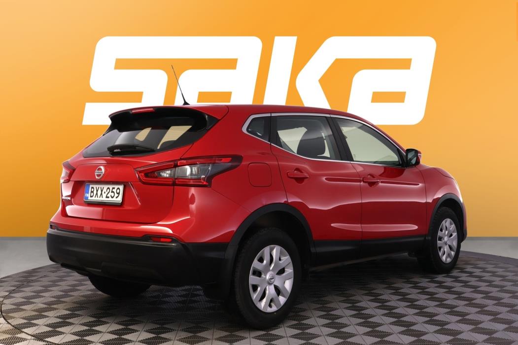 NISSAN Qashqai 2019
