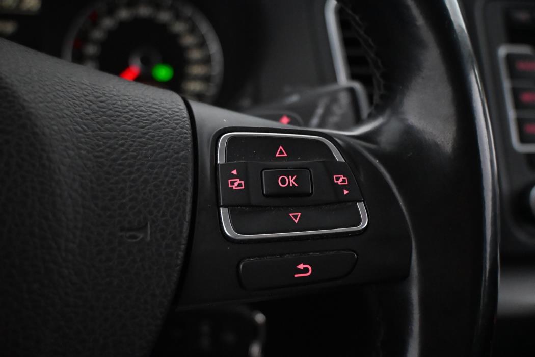 VOLKSWAGEN Sharan 2011