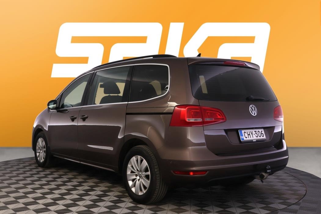 VOLKSWAGEN Sharan 2011