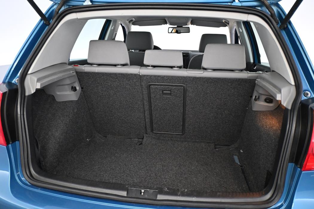 VOLKSWAGEN Golf 2005