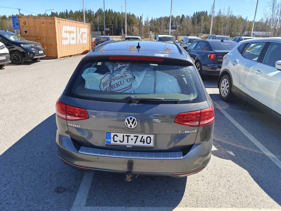 VOLKSWAGEN Passat 2015