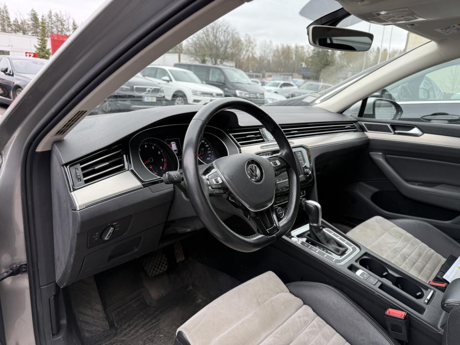 VOLKSWAGEN Passat 2015