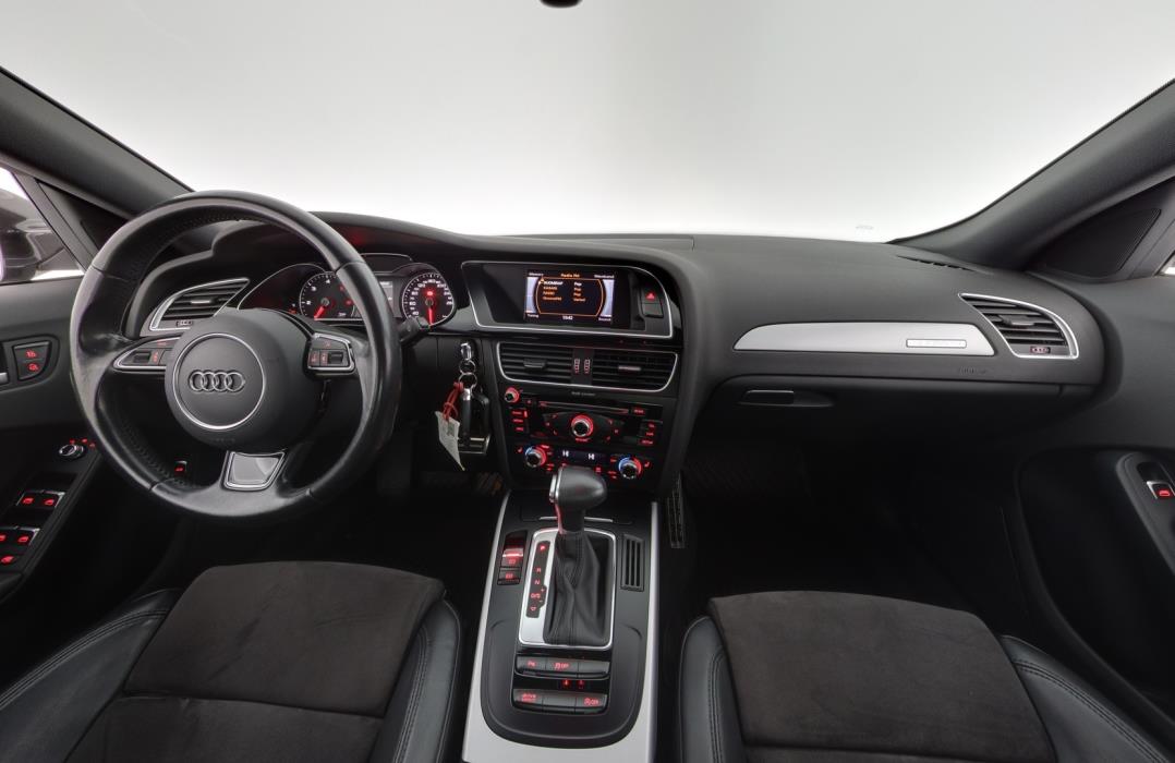 AUDI A4 2015
