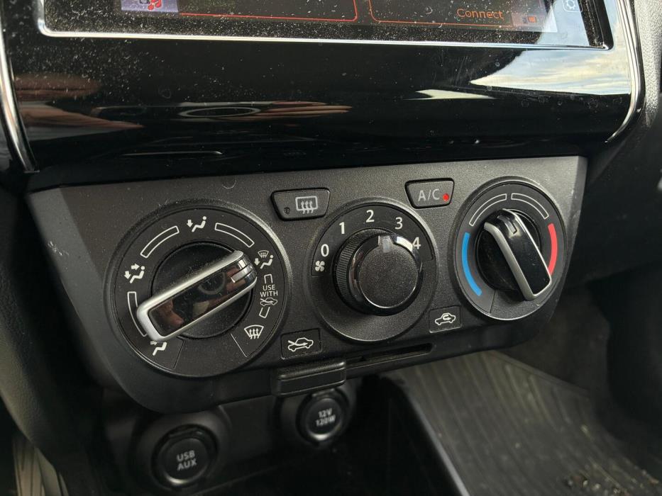SUZUKI Swift 2018