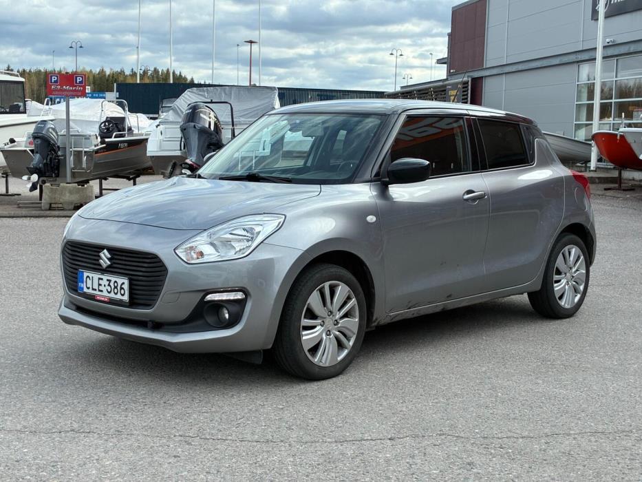 SUZUKI Swift 2018
