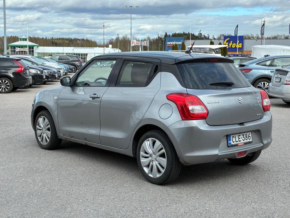 SUZUKI Swift 2018