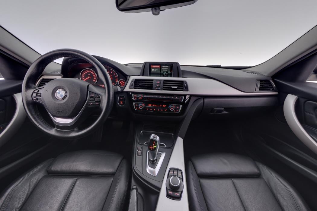 BMW 318 2018