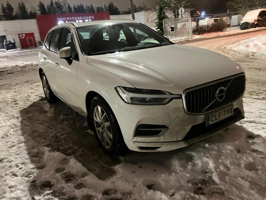 VOLVO XC60 2018