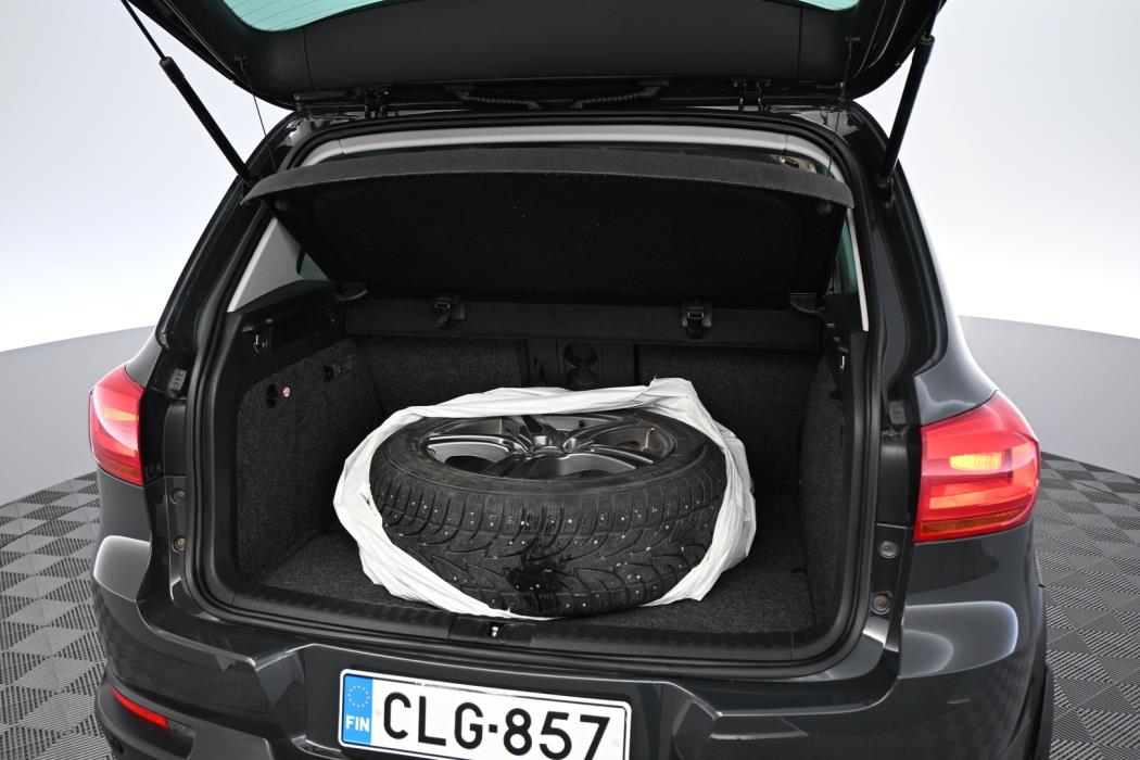 VOLKSWAGEN Tiguan 2015