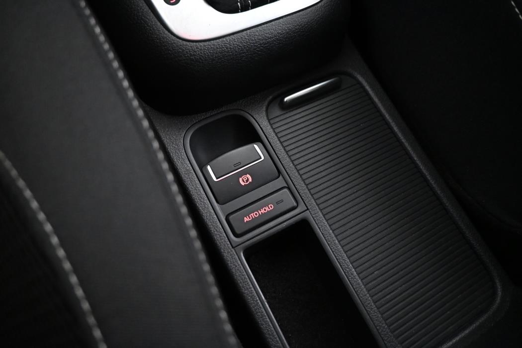 VOLKSWAGEN Tiguan 2015