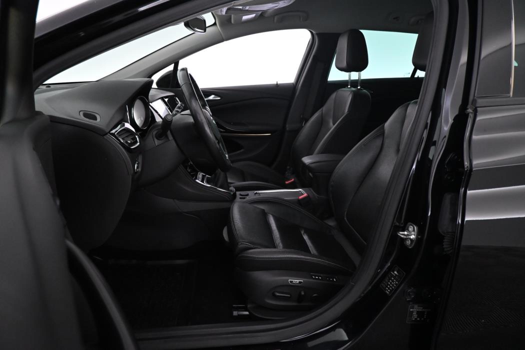 OPEL Astra 2018