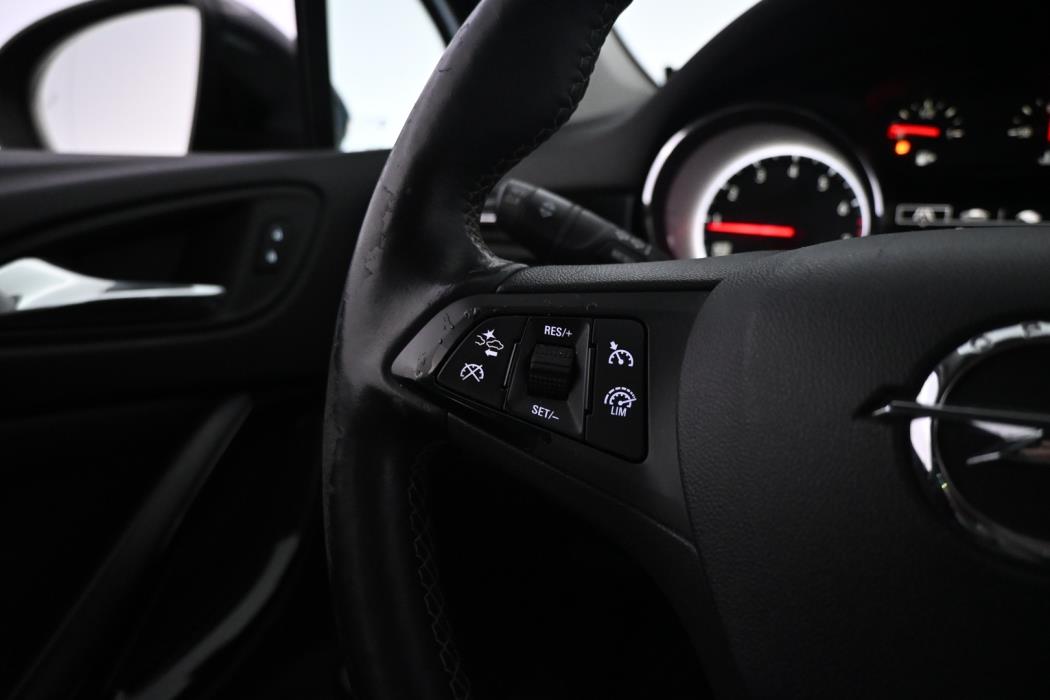 OPEL Astra 2018