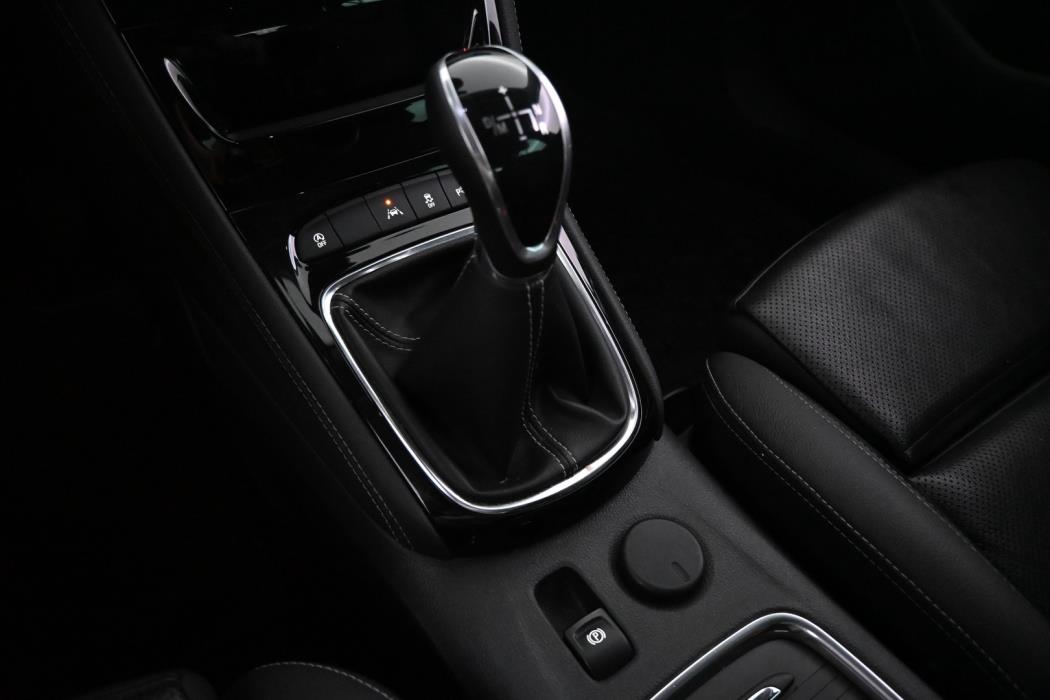 OPEL Astra 2018