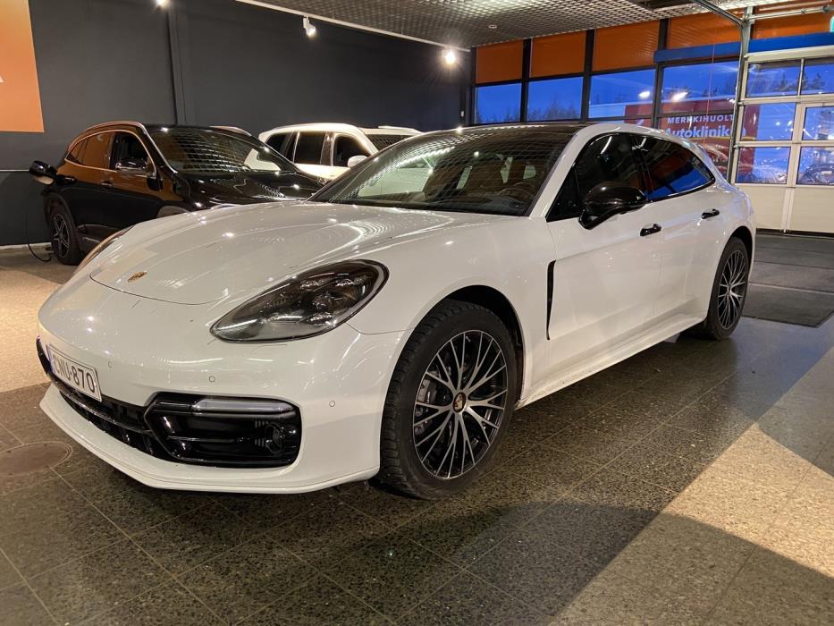 PORSCHE Panamera 2020