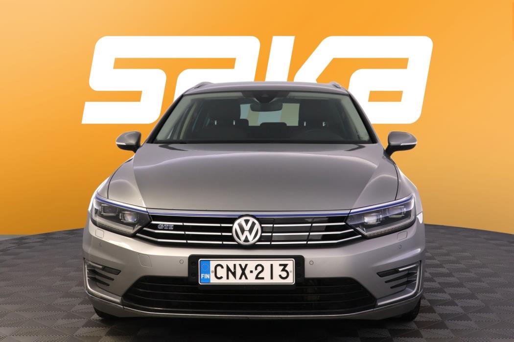 VOLKSWAGEN Passat 2016
