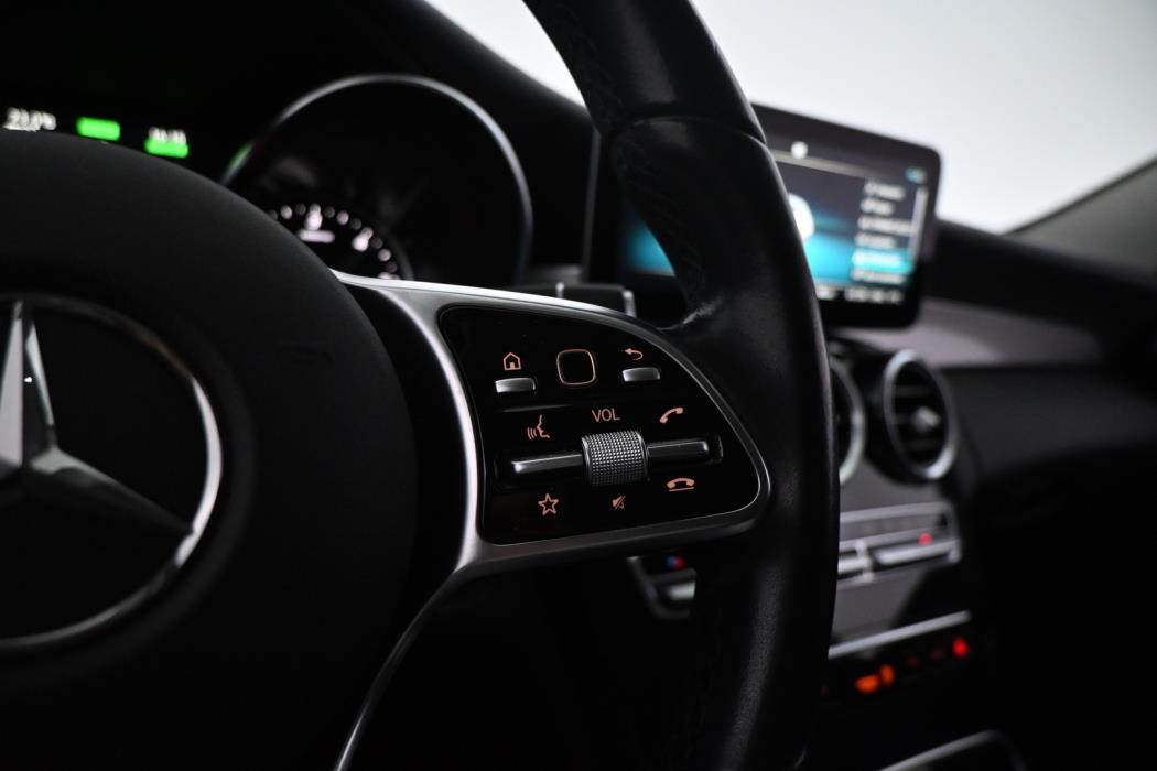 MERCEDES-BENZ C 2020