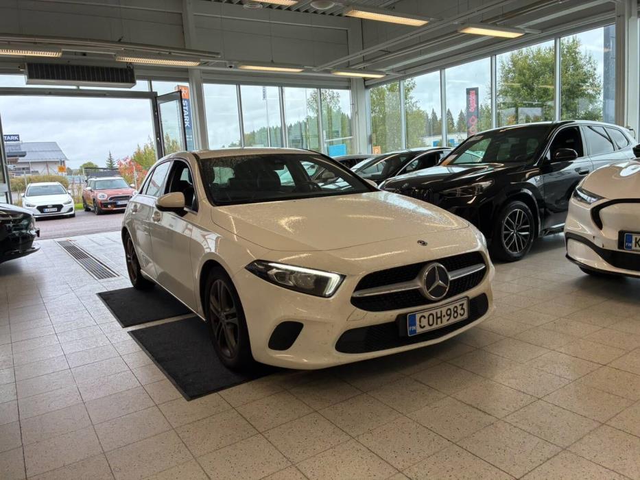 MERCEDES-BENZ A 2020